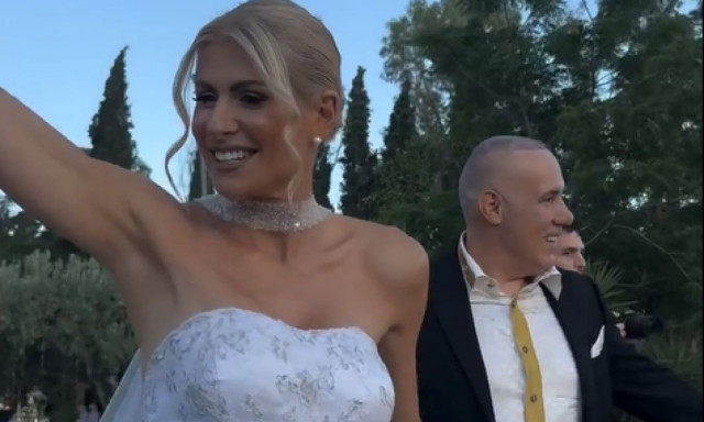 Ευρυδίκη Παπαδοπούλου: Ανέβηκε τα σκαλιά της εκκλησίας