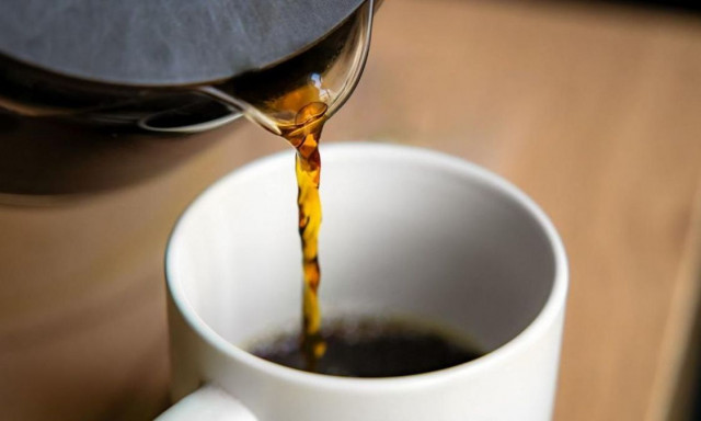 Μια νέα μελέτη διαπιστώνει τι συμβαίνει όταν πίνετε καφέ κάθε μέρα