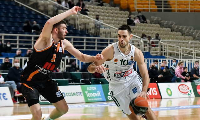 Μήνυμα Ρογκαβόπουλου σε Παπαπέτρου: «Συγχαρητήρια για την πορεία και το ήθος σου»