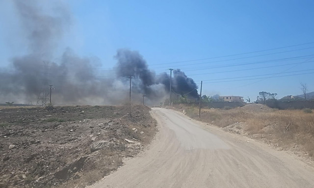 Φωτιά στον Ασπρόπυργο - Επί τόπου η Πυροσβεστική