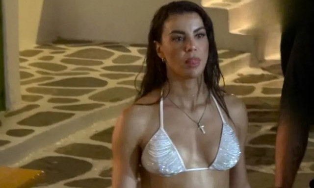 Ειρήνη Παπαδοπούλου: «Τράβηξε όλα τα βλέμματα» στο νησί της Μυκόνου