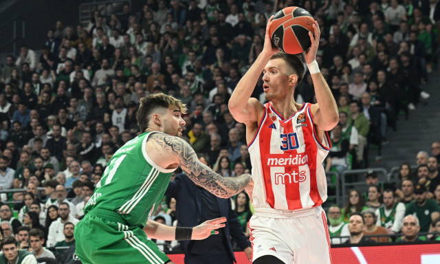 Euroleague, Ερυθρός Αστέρας: «Μένει ο Πετρούσεφ»