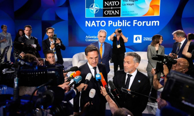 Σύνοδος Κορυφής του ΝΑΤΟ: Η «μάχη» για τις αμυντικές δαπάνες και ο νέος ρόλος των ΗΠΑ και της ΕΕ