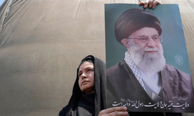 Αλι Χαμενεΐ: Δήλωση για την υγεία του πυροδότησε φήμες