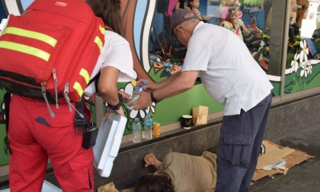 Ο Ελληνικός Ερυθρός Σταυρός ενισχύει τους άστεγους συνανθρώπους μας ενόψει καύσωνα (27/6)