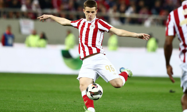 Ολυμπιακός: «Πωλητήριο» στον Χρήστο Μουζακίτη