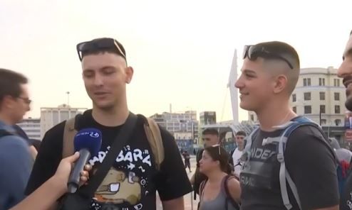 Viral 22χρονος ταξιδιώτης στον Πειραιά - «Θα δεδιπλωθούμε αναλόγως και τοιουτοτρόπως»