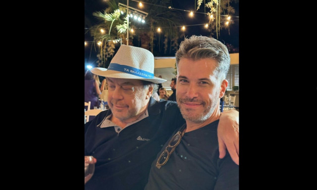 Γιάννης Πάριος: Η πρώτη κοινή φωτογραφία με τον γιο του Χάρη Βαρθακούρη εδώ και 10 χρόνια