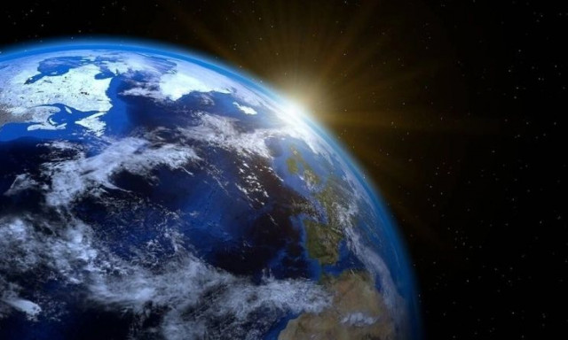 Αντίο στις 24ωρες ημέρες - Αστροφυσικός προειδοποιεί ότι η περιστροφή της Γης επιταχύνεται