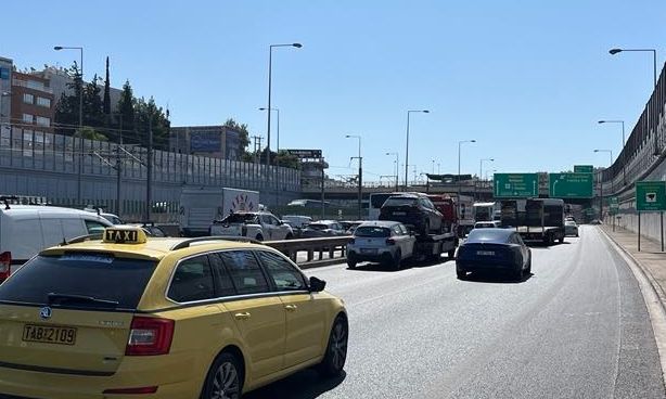 Κίνηση τώρα:  Στο κόκκινο για ακόμη μία ημέρα ο Κηφισός