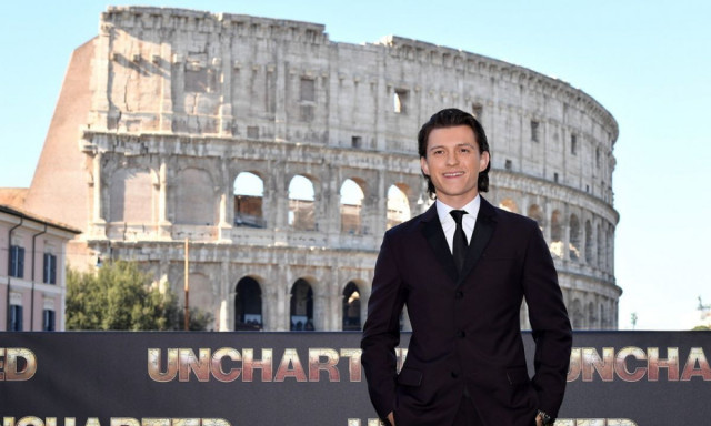 Τζέιμς Μποντ: Ο Tom Holland και ο Jacob Elordi διεκδικούν το κοστούμι του πράκτορα 007