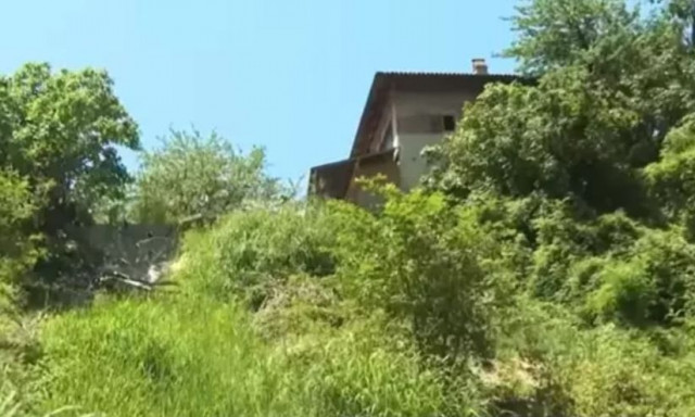 Σοκ στην Iταλία: Αδέλφια «φαντάσματα» ζούσαν απομονωμένα μέσα στο δάσος - Δεν μιλούν, φοράνε πάνες