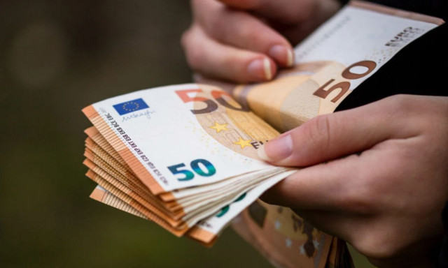 Τέλος τα μετρητά; Τι θα συμβεί από τον Οκτώβριο του 2025