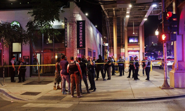 Πυροβολισμοί στο Σικάγο: Τέσσερις νεκροί, 14 τραυματίες - Οι τρεις σε κρίσιμη κατάσταση