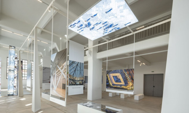 Πρώην Δημόσιο Καπνεργοστάσιο: Ξεκίνησε η έκθεση φωτογραφίας «Τοπόσημα διασύνδεσης»