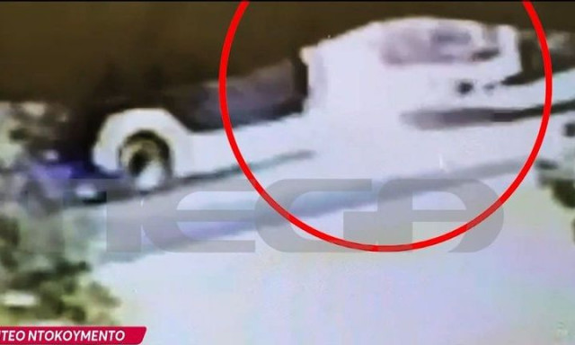 Βούλα: Βίντεο-ντοκουμέντο με τη στιγμή της σύγκρουσης των δύο λεωφορείων