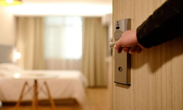 Ηράκλειο: Συνελήφθη Πορτογάλος για βιασμό Γερμανού τουρίστα σε ξενοδοχείο