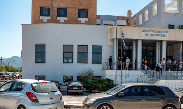 Μαυρομάτι - Κυκλωμα τελωνειακών: Οι διάλογοι της ντροπής και «οι μπάτσοι που ακούνε»