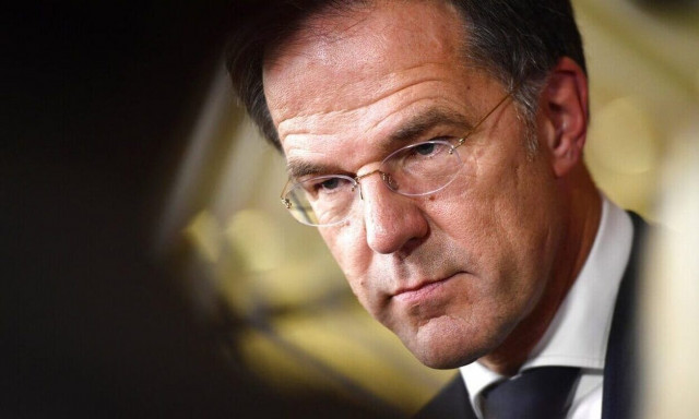 Μαρκ Ρούτε: Ο Γ Παγκόσμιος Πόλεμος θα ξεκινήσει με ταυτόχρονες εισβολές του Σι και του Πούτιν