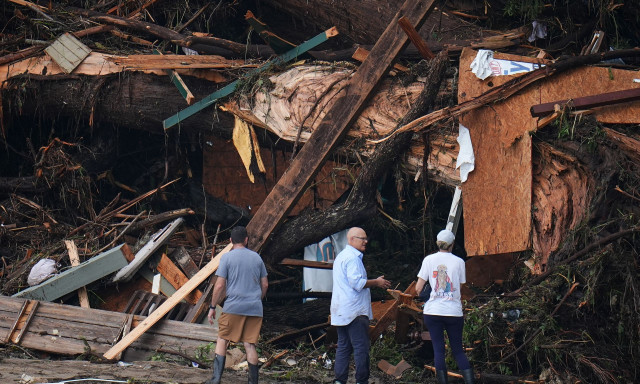 Τραγωδία στο Τέξας: Τουλάχιστον 50 νεκροί από πλημμύρες – Αγωνία για 27 αγνοούμενα παιδιά