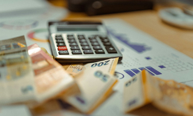 ΑΑΔΕ: Στο «στόχαστρο» 930 για φοροδιαφυγή - Ξεκινούν οι έλεγχοι για ξέπλυμα χρήματος