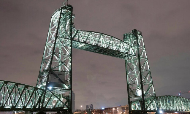 Ρότερνταμ: Το μεγαλύτερο λιμάνι της Ευρώπης ετοιμάζεται για πιθανό πόλεμο με τη Ρωσία