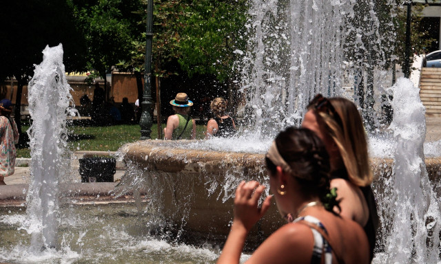 Καιρός: Σήμερα και αύριο οι δυσκολότερες μέρες του καύσωνα – Θεαματική αλλαγή από Πέμπτη