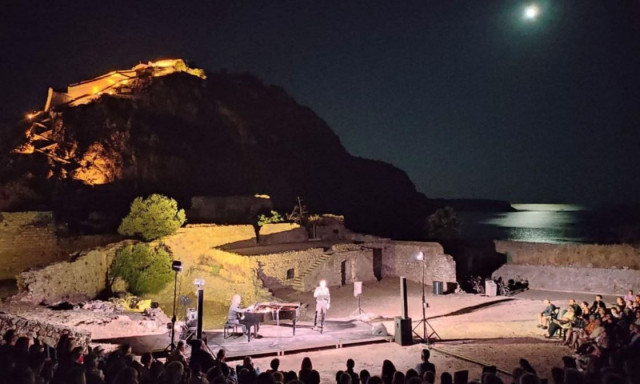 Φεστιβάλ Ναυπλίου: Μια μαγική βραδιά κάτω από το φως του φεγγαριού