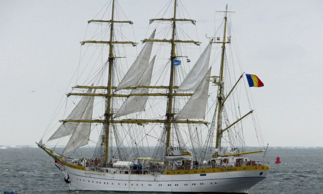 Θεσσαλονίκη: Στο λιμάνι έδεσε σήμερα το ιστορικό ιστιοφόρο της Ρουμανίας «Mircea»