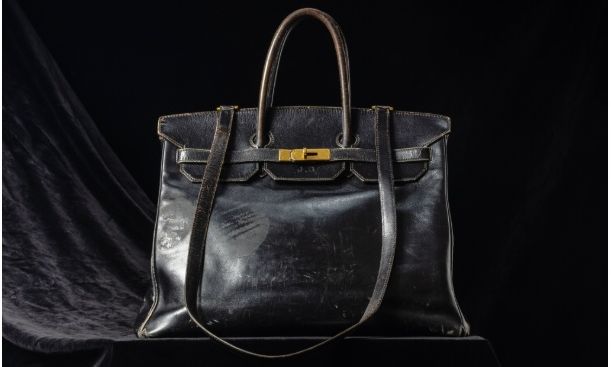 Η πιο ακριβή τσάντα στον κόσμο: Πουλήθηκε η πρώτη Birkin του οίκου Hermès για 8.6 εκατ. ευρώ