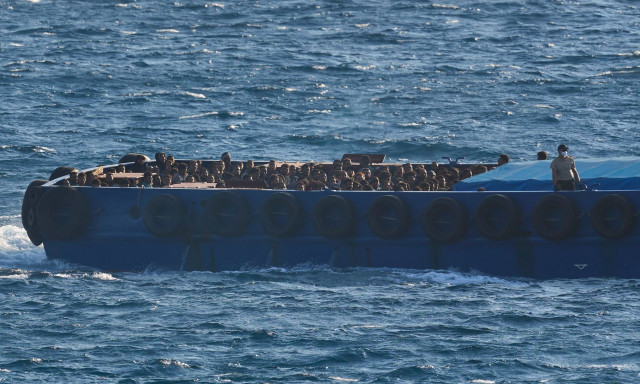 Μεταναστευτικό: 507 οι αλλοδαποί που διασώθηκαν στη Γαύδο – Οι 420 ήταν άνδρες – Οχτώ οι διακινητές
