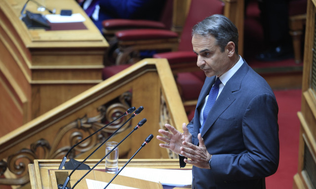 Κυριάκος Μητσοτάκης: Μαστίγιο και καρότο στο ΠΑΣΟΚ