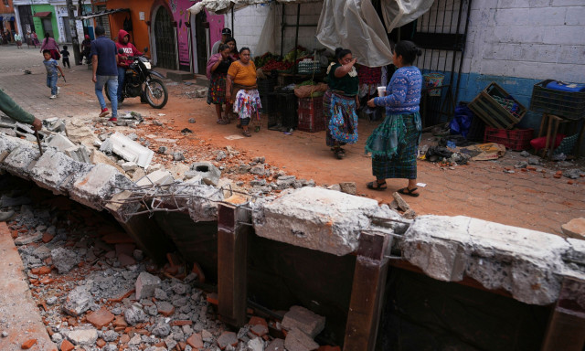 Λιντσάρισμα μέχρι θανάτου στη Γουατεμάλα: Οργή κατοίκων μετά τους σεισμούς