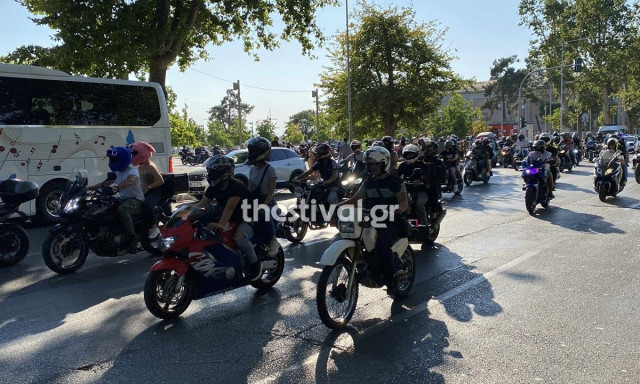 Θεσσαλονίκη: Πλημμύρισε με μοτοσικλέτες το κέντρο της πόλης