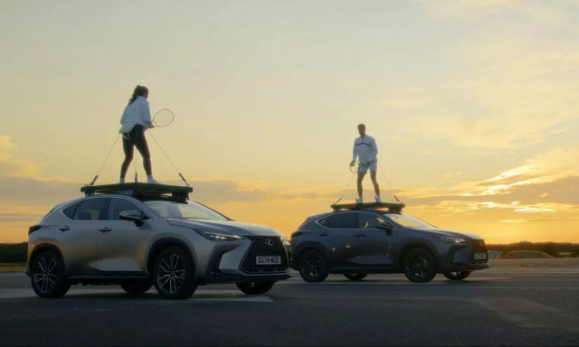 Lexus NX: Έπαιξαν τένις πάνω σε κινούμενα αυτοκίνητα και έγραψαν ιστορία