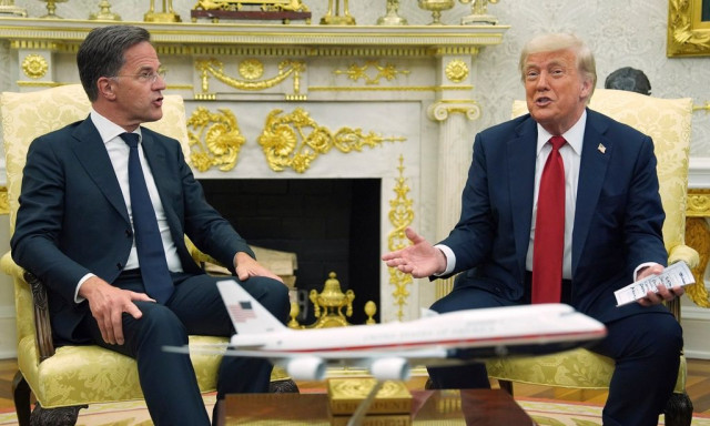 Explainer: Τι σημαίνει η νέα ρότα του Τραμπ στον πόλεμο της Ουκρανίας