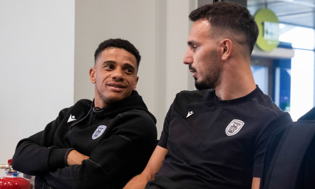 ΠΑΟΚ: Αναχώρησε για Ολλανδία, απρόοπτο με Πέλκα