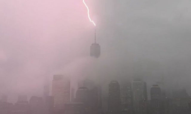 Νέα Υόρκη: Δραματικά βίντεο από τις πλημμύρες - Δρόμοι «θάλασσες» - Τρόμος στο μετρό