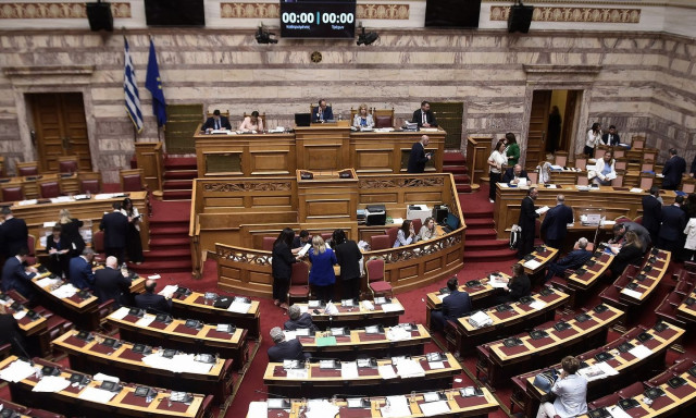 ΟΠΕΚΕΠΕ: Αύριο η πρόταση της ΝΔ για εξεταστική - Τι θα περιλαμβάνει