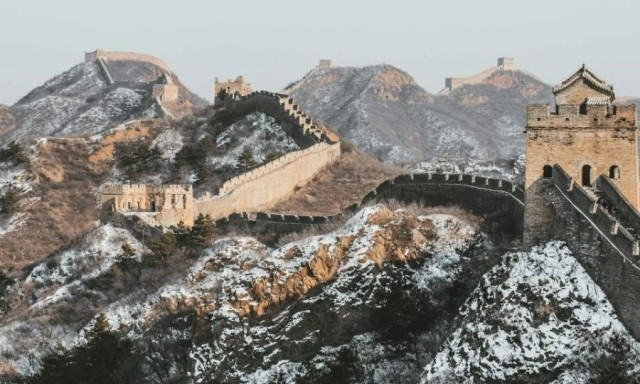 Μύθος ή αλήθεια: Είναι το Σινικό Τείχος ορατό από το διάστημα με γυμνό μάτι;