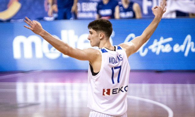 EuroBasket 2025 U20: Αβδάλας και Σαμοντούροφ έστειλαν την Ελλάδα στα προημιτελικά - Βίντεο