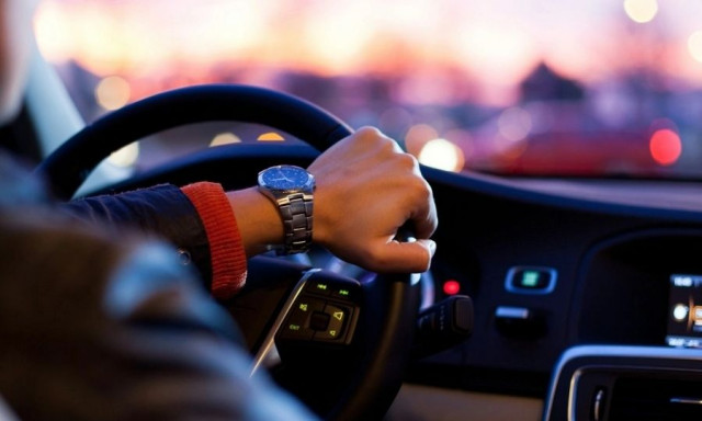 «Μην το ξαναπατήσεις ποτέ»: Το κουμπί στο αυτοκίνητο που “κοιμίζει” τον εγκέφαλό σου