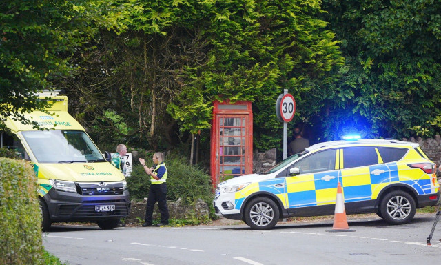 Τραγικό τροχαίο στη Βρετανία: Λεωφορείο με μαθητές έπεσε από πλαγιά - Ένα παιδί έχασε τη ζωή του