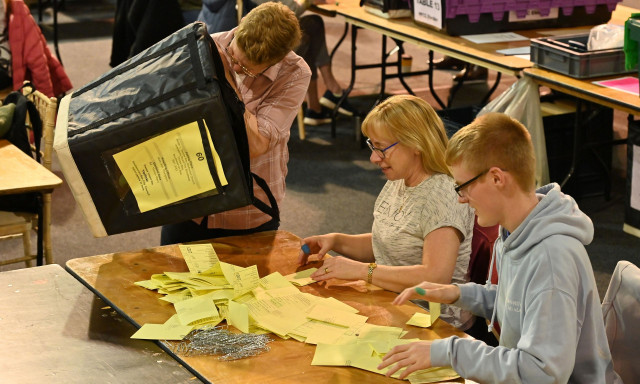 Μεγάλη Βρετανία: Ψήφο και στους 16άρηδες αποφάσισε η κυβέρνηση