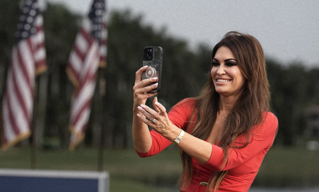 Κίμπερλι Γκιλφόιλ: Από Σεπτέμβρη και... βλέπουμε στην Αθήνα - Σε ποιον είπε ο Τραμπ «go to hell»