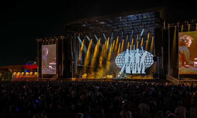 Release Athens 2025: Βραδιά βρετανικού ροκ στην πλατεία Νερού