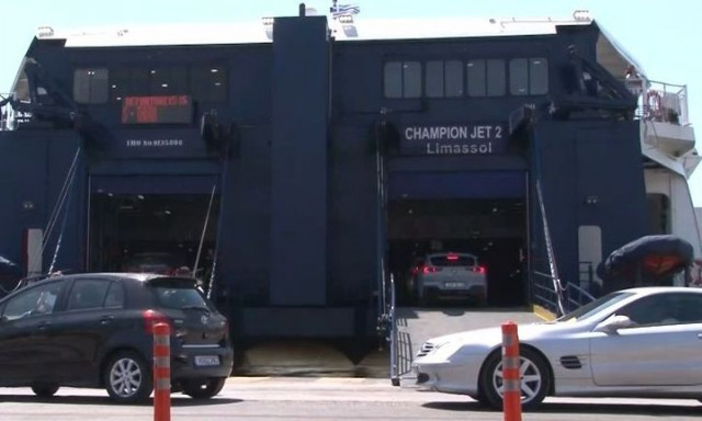 «Σαλπάρουν» οι αδειούχοι του Ιουλίου – «Καίνε» οι τιμές των ακτοπλοϊκών εισιτηρίων