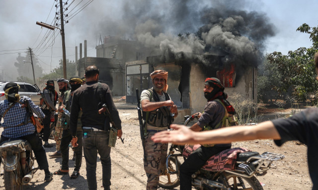 Επίθεση αυτοκτονίας τζιχαντιστών στη Συρία με νεκρό αστυνομικό