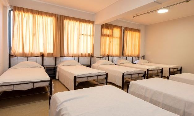 Υποστήριξη αστέγων πολιτών στις μεγάλες πόλεις λόγω καύσωνα - Ποιες αίθουσες ανοίγουν