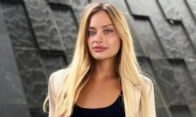 Το «μοντέλο πάρτι Porta Potty» που βρέθηκε σακατεμένη σε δρόμο του Ντουμπάι σπάει τη σιωπή της